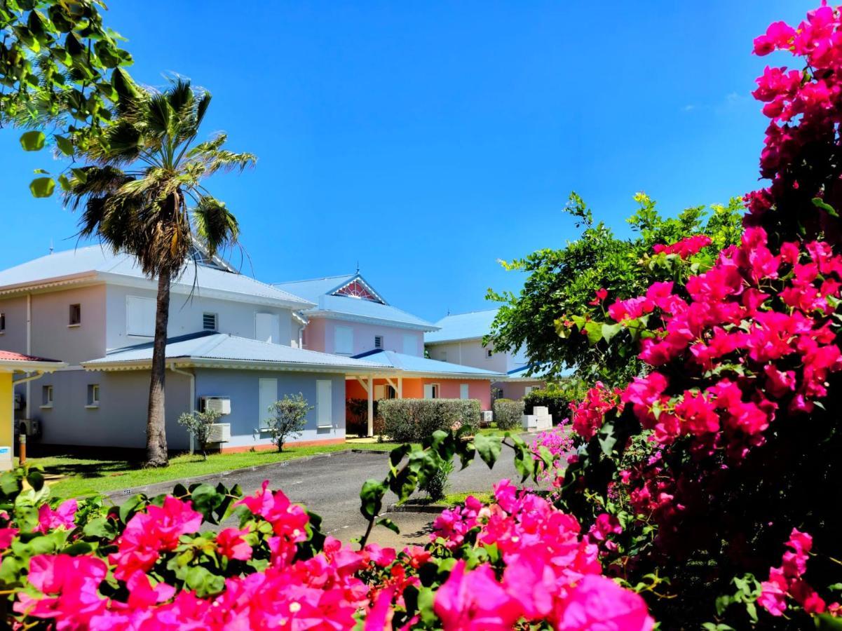 Appartement Carpe Diem Le Moule Esterno foto